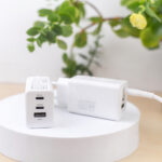 Maxlife MXTC-08-65ACC PD QC charger 2x USB-C 1x USB 65W white - Image 10