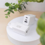 Maxlife MXTC-08-65ACC PD QC charger 2x USB-C 1x USB 65W white - Image 11