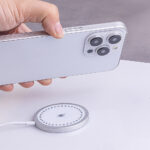 Maxlife MXWC-05 magnetic wireless charger 15W white - Image 7