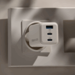 Forever TC-08-65ACC GaN PD QC charger 2x USB-C 1x USB 65W white - Image 4